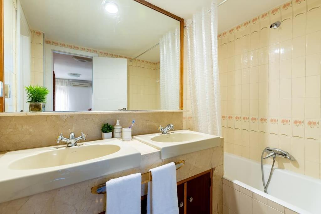 Apartamento Behouse Sierpes Sevilla Exterior foto